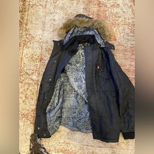 Mens Black Element Snowboard Jacket with Removable Faux Fur Hood - Size XL